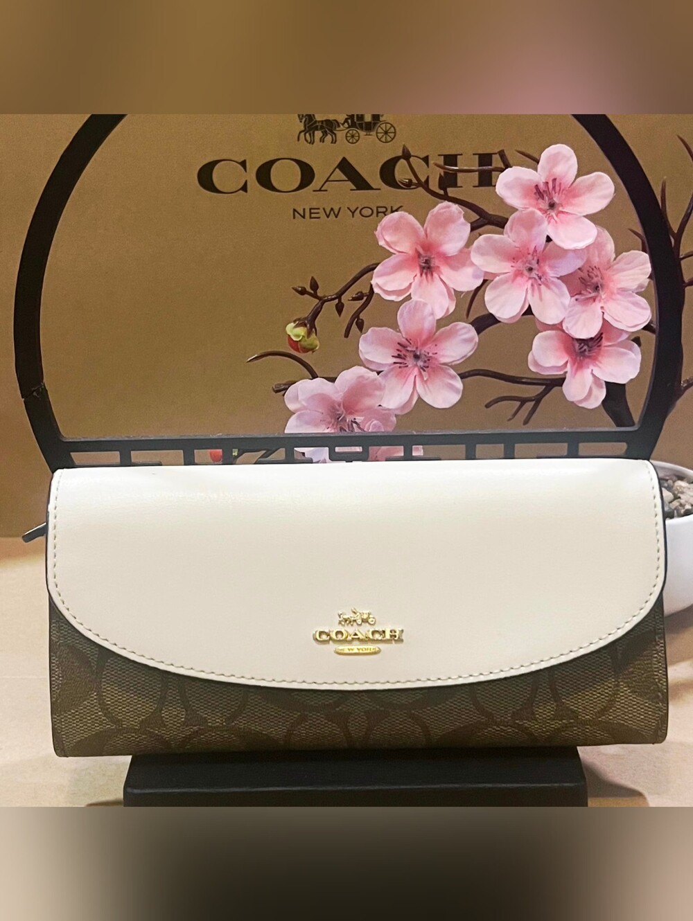 COACH Two-Tone Signature Wallet